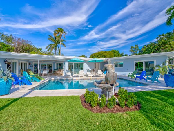 Luxury Marathon Florida Oceanfront Vacation Rental - Florida Keys Waterfront Home with Pool & Dock