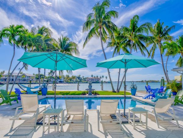 Luxury Marathon Florida Oceanfront Vacation Rental - Florida Keys Waterfront Home with Pool & Dock