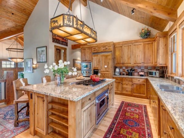 Walk to Lift Five Bedroom Vacation Home in Jackson Hole