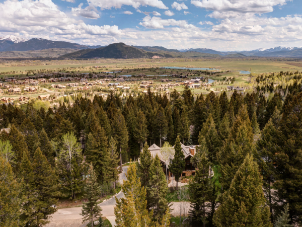 Walk to Lift Five Bedroom Vacation Home in Jackson Hole