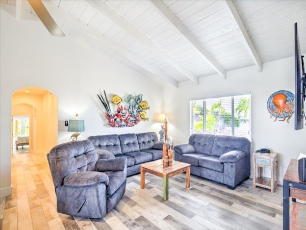 Marathon Vacation Rental near the Ocean with Pool
