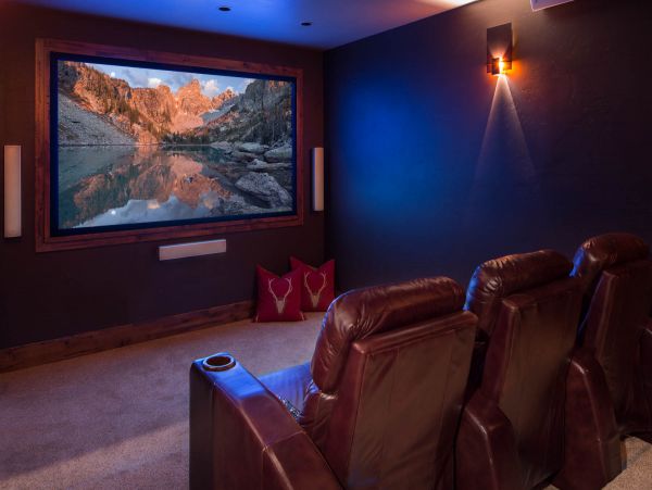 Jackson Hole Luxury Vacation Rental Sleeps Eight Guests