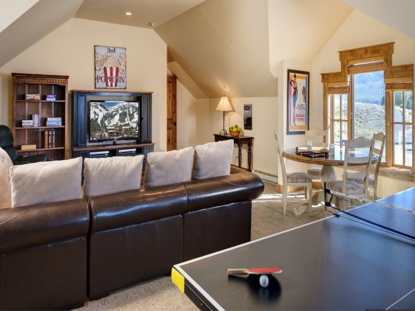 Jackson Hole Four Bedroom Vacation Home with Private Hot Tub