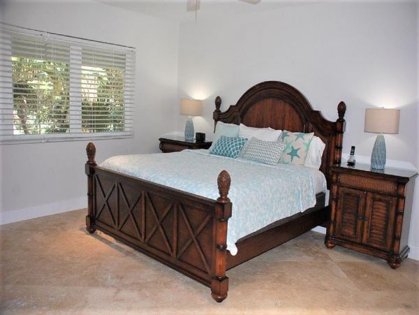 Oceanfront 3 Bedroom Home Beautiful Islamorada Pool & Dock