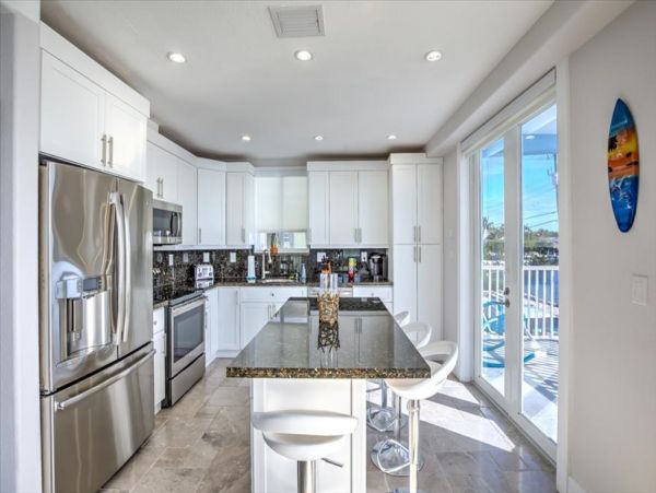 Canal Front Three Bedroom Pool Home on Marathon