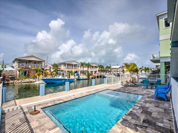Canal Front Three Bedroom Pool Home on Marathon