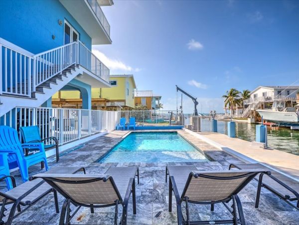 Canal Front Three Bedroom Pool Home on Marathon