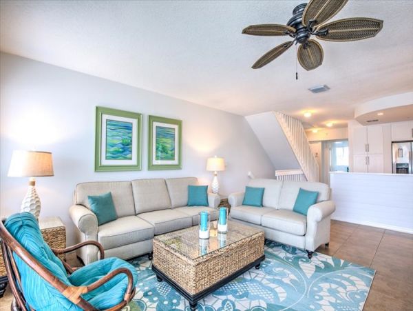Three Bedroom Florida Keys Vacation Townhome Sleeps 6