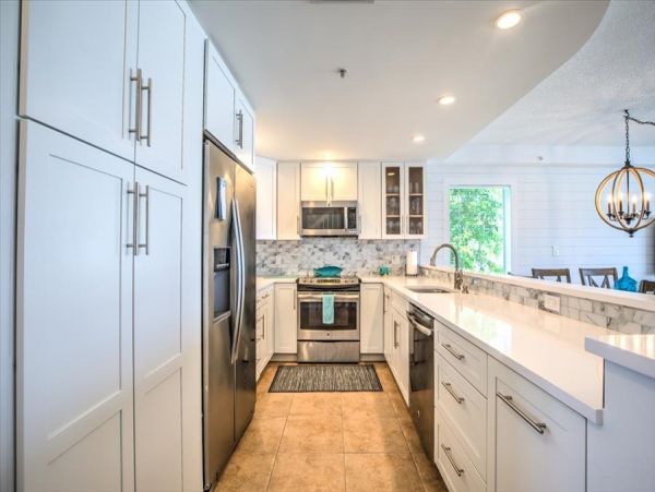 Three Bedroom Florida Keys Vacation Townhome Sleeps 6