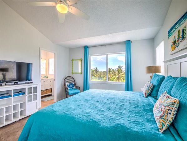 Three Bedroom Florida Keys Vacation Townhome Sleeps 6