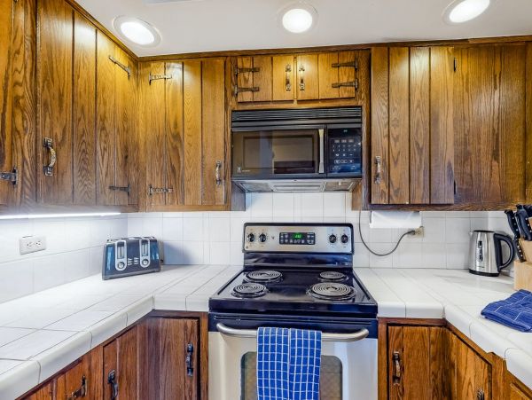 Lionshead Walk to Lift Five Bedroom Villa