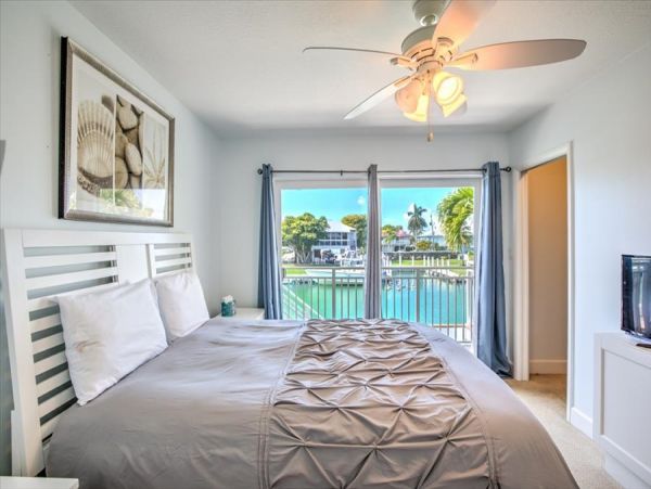 Half Duplex in Key Colony Beach - Ideal Vacation Getaway