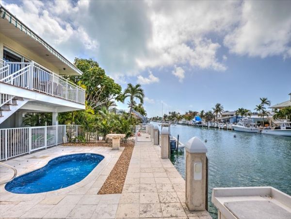 Half Duplex in Key Colony Beach - Ideal Vacation Getaway