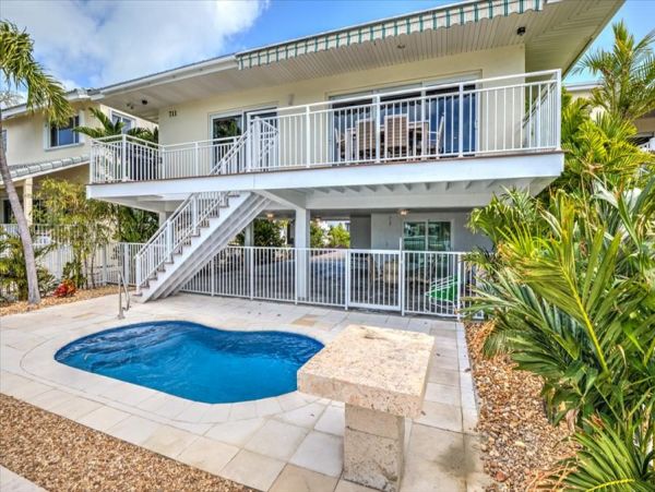 Half Duplex in Key Colony Beach - Ideal Vacation Getaway