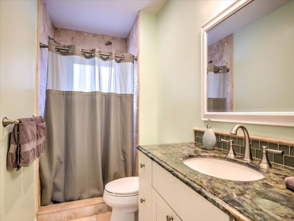Half Duplex in Key Colony Beach - Ideal Vacation Getaway