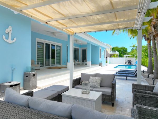Florida Keys Waterfront Vacation Rental - Contemporary Modern Luxury Home