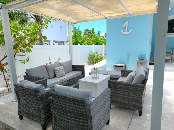 Florida Keys Waterfront Vacation Rental - Contemporary Modern Luxury Home