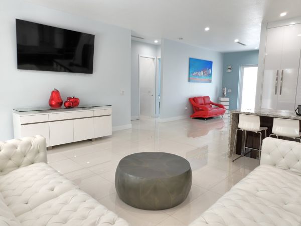 Florida Keys Waterfront Vacation Rental - Contemporary Modern Luxury Home