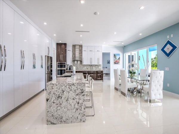 Florida Keys Waterfront Vacation Rental - Contemporary Modern Luxury Home