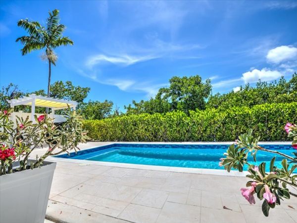 Florida Keys Waterfront Vacation Rental - Contemporary Modern Luxury Home
