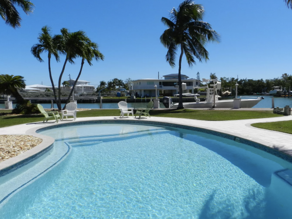 Charming Fishing Retreat with Private Pool in Islamorada