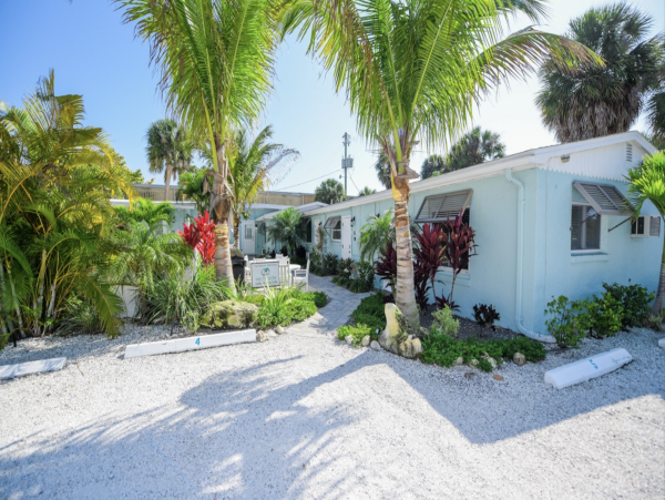 Charming Fishing Retreat with Private Pool in Islamorada