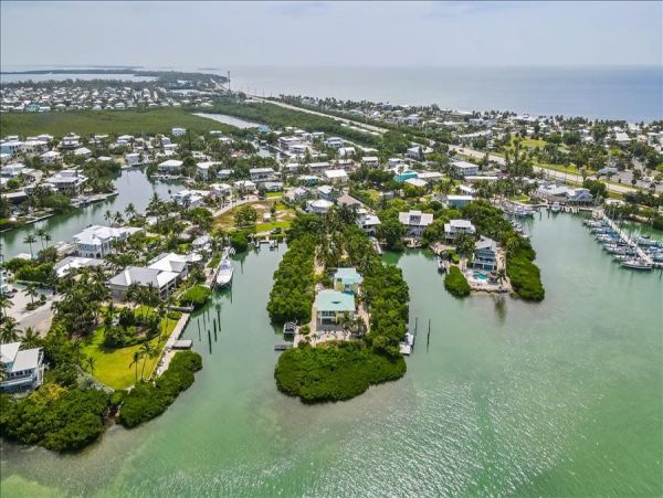 Islamorada Vacation Home With Pool & Boat Dock 15 Guests