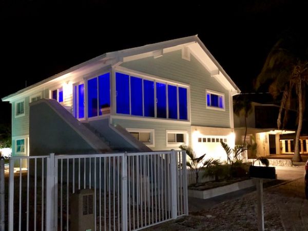 Just Steps to Beach Key Largo Three Bedroom Pool Home