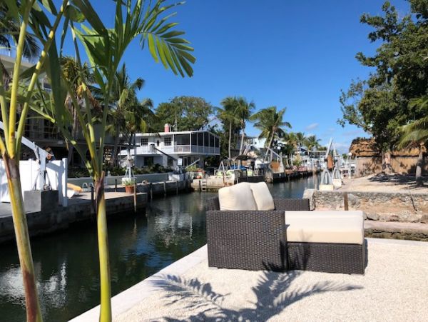 Just Steps to Beach Key Largo Three Bedroom Pool Home