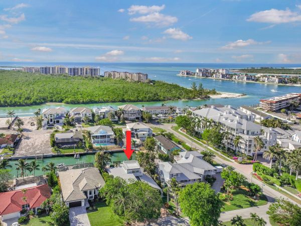 Marco Island Water View Vacation Home Five Bedroom with Pool