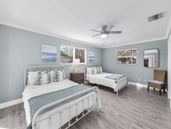 Marco Island Water View Vacation Home Five Bedroom with Pool