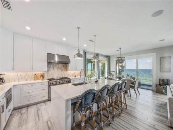 On Beach Anna Maria Island Vacation Home With Private Pool