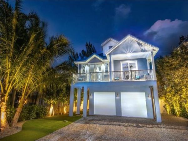 On Beach Anna Maria Island Vacation Home With Private Pool
