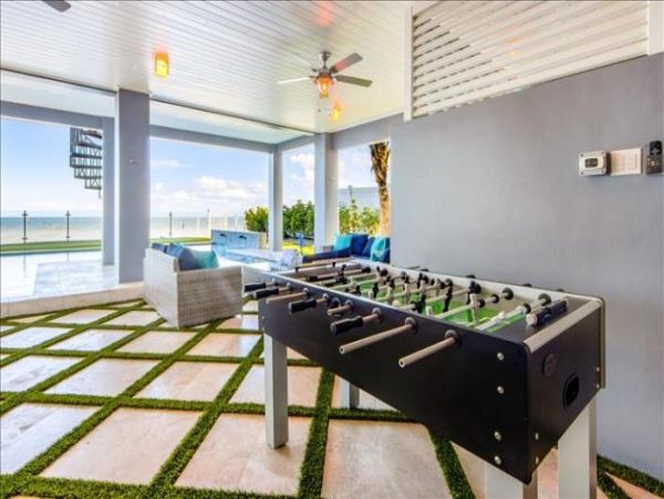 On Beach Anna Maria Island Vacation Home With Private Pool