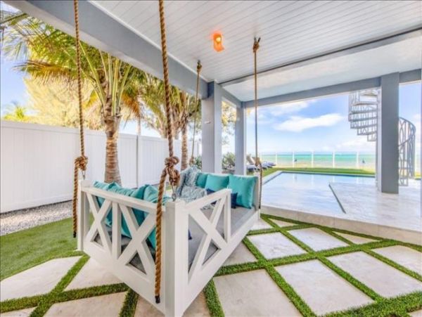 On Beach Anna Maria Island Vacation Home With Private Pool