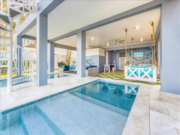 On Beach Anna Maria Island Vacation Home With Private Pool