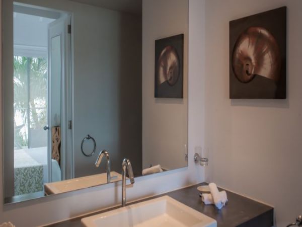 St. Barts Home 964308