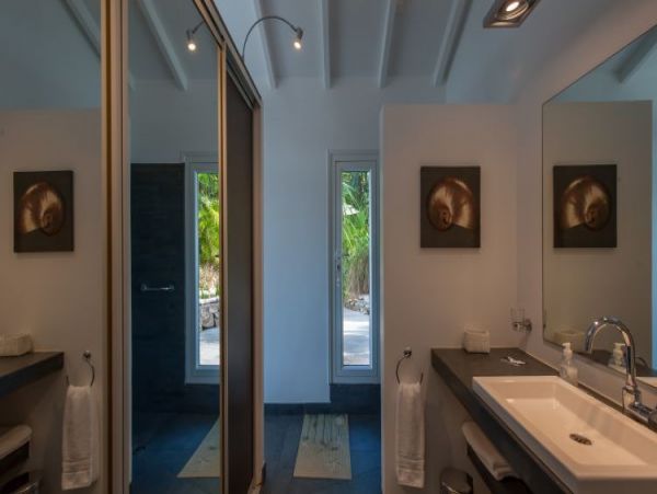 St. Barts Home 964308