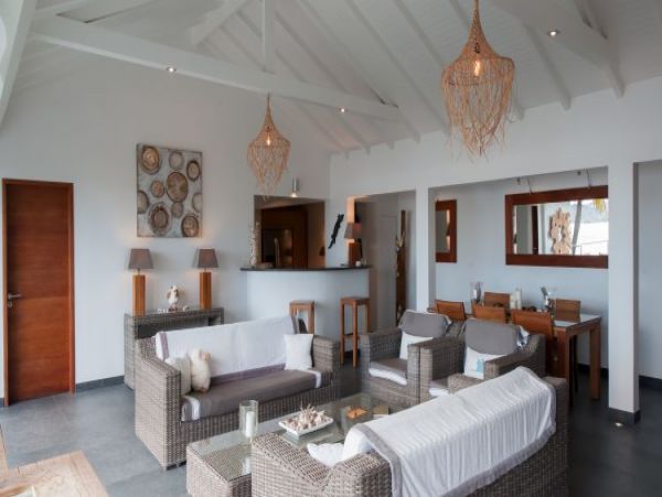 St. Barts Home 964308