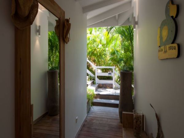St. Barts Home 964308