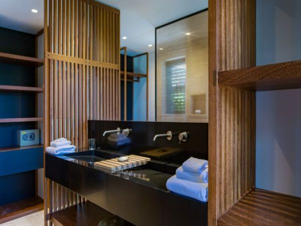 St. Barts Home 964309