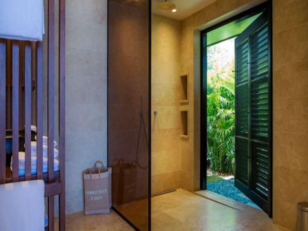 St. Barts Home 964309