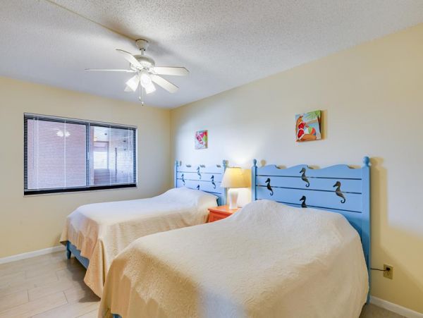 On Beach Indian Shores Vacation Condo Three Bedrooms