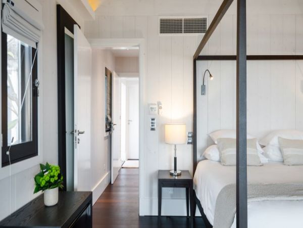 St. Barts Home 964312