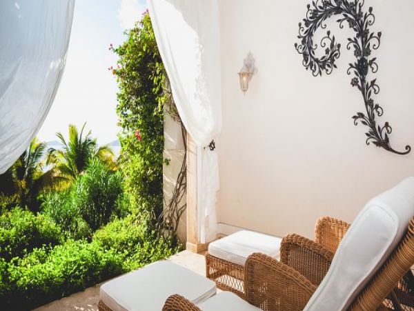 St. Barts Home 964313