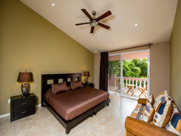 Puerto Aventuras Five Bedroom Pool Villa Walk Beach