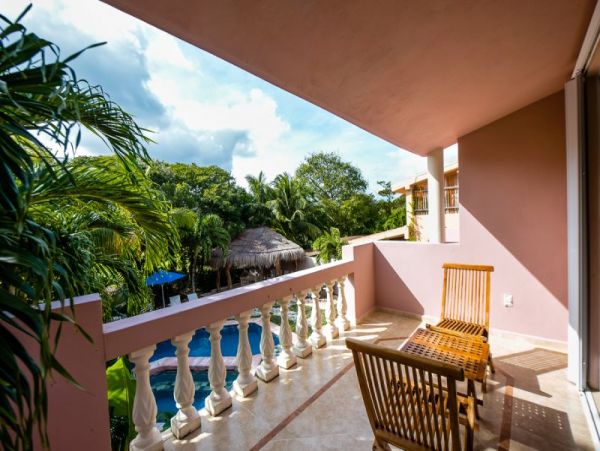 Puerto Aventuras Five Bedroom Pool Villa Walk Beach