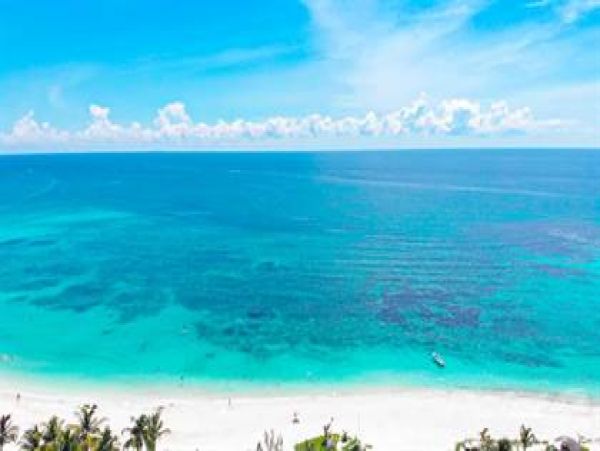 Puerto Aventuras Five Bedroom Pool Villa Walk Beach