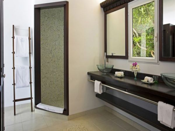 St. Barts Home 964315