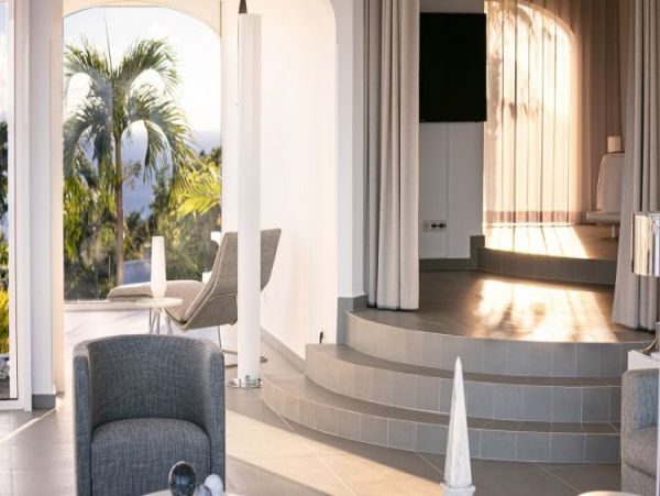 St. Barts Home 964316